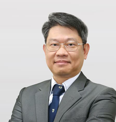 楊青富 - 營運長